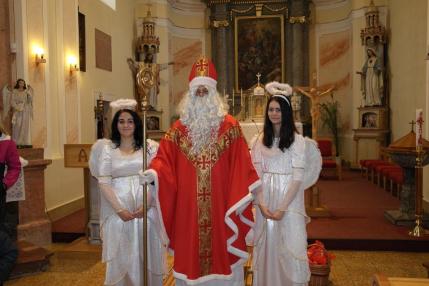 Mikuláš na detskej sv. omši Mikuláš na detskej sv. omši