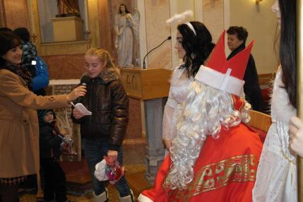 Mikuláš na detskej sv. omši Mikuláš na detskej sv. omši