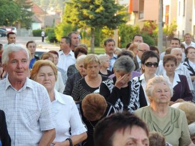 Slávnosť Božieho Tela - procesia Slávnosť Božieho Tela - procesia