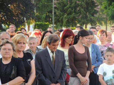 Slávnosť Božieho Tela - procesia Slávnosť Božieho Tela - procesia