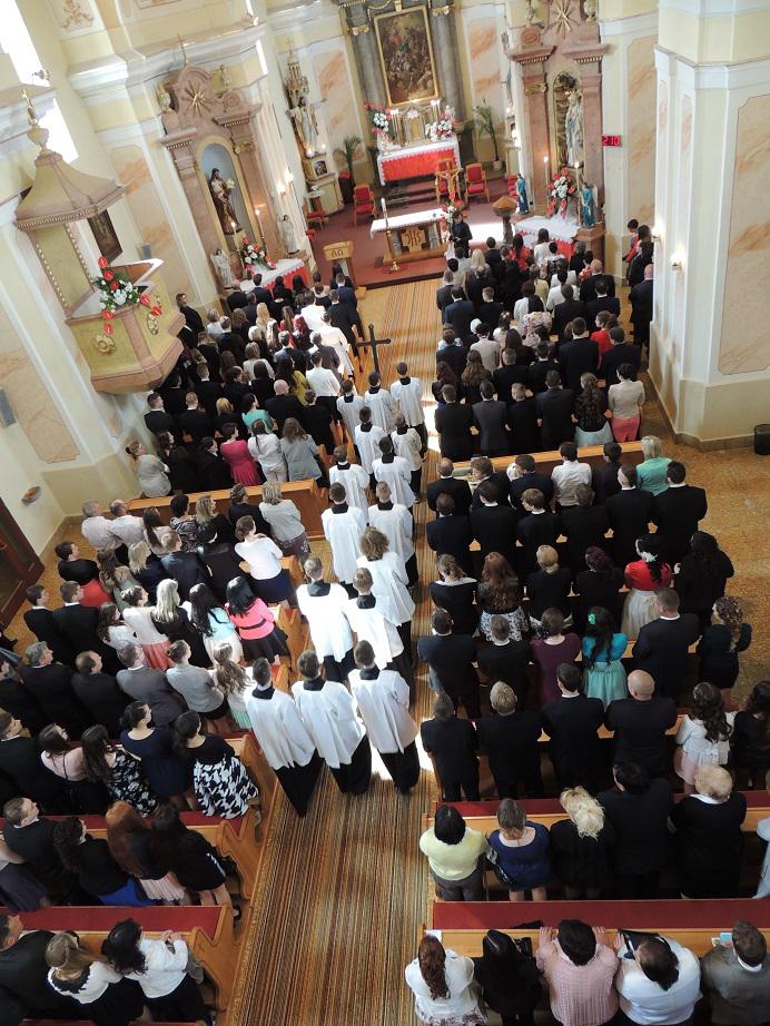 Fotogaléria Sviatosť Birmovania 2015 (73) Sviatosť Birmovania 2015
