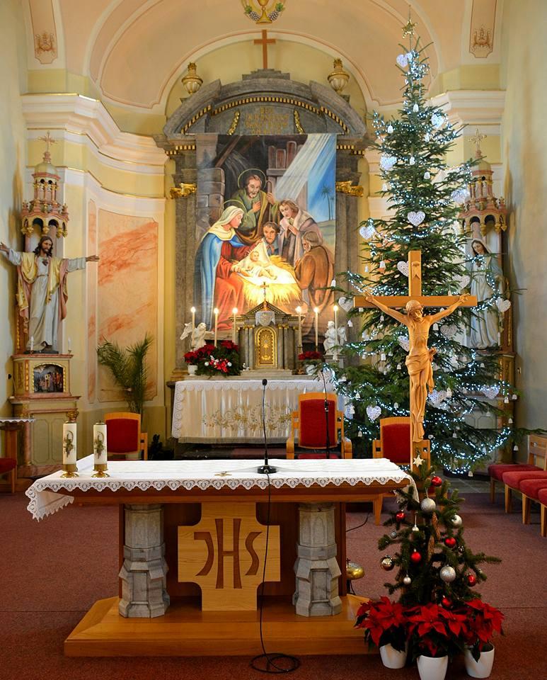 Fotogaléria Vianočná výzdoba v kostole 2017 (10) Vianočná výzdoba v kostole 2017